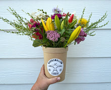 Load image into Gallery viewer, Medium 32 Oz. Compostable Vase - 100 Count