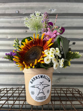 Load image into Gallery viewer, Flower Arrangements for Pick Up Or Delivery
